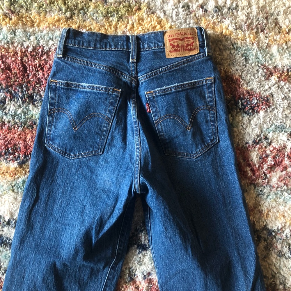 Levi’s Ribcage jeans - Picture 3 of 4